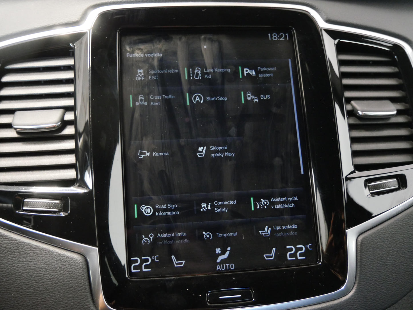 Volvo XC90 2.0 B5 173 kW AWD R-Design
