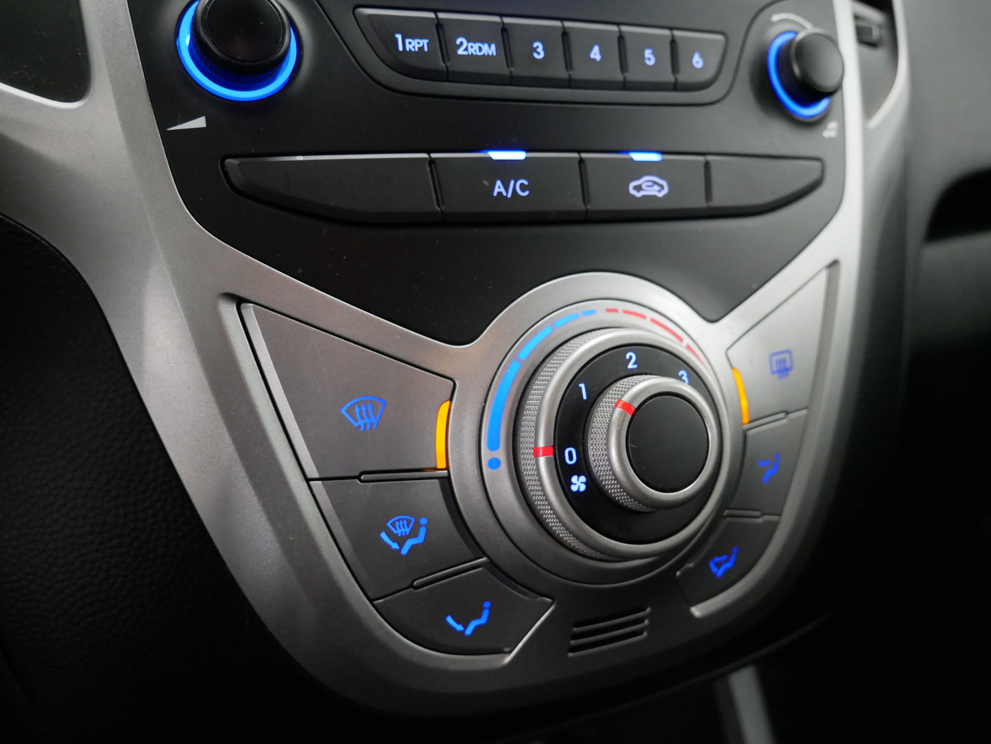 Hyundai ix20 1.4 i 66 kW Trikolor