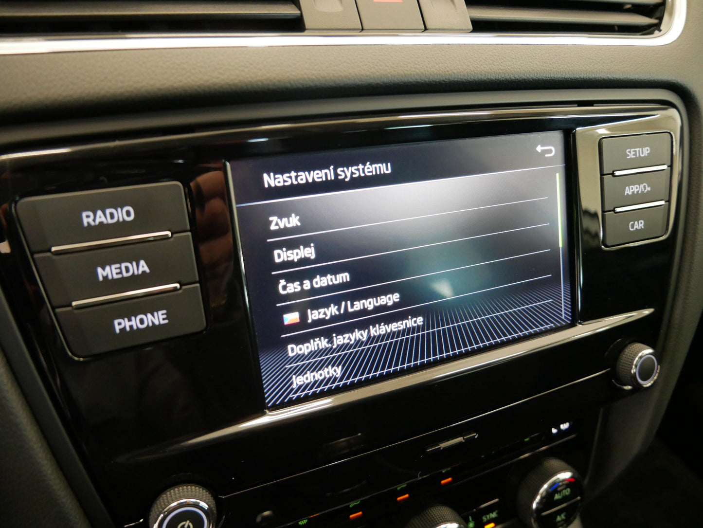 ŠKODA Octavia 1.6 TDI 85 kW Ambition Plus