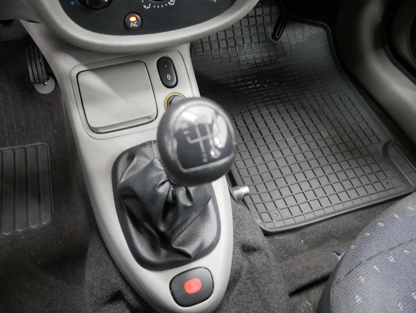 Renault Thalia 1.4i 55 kW