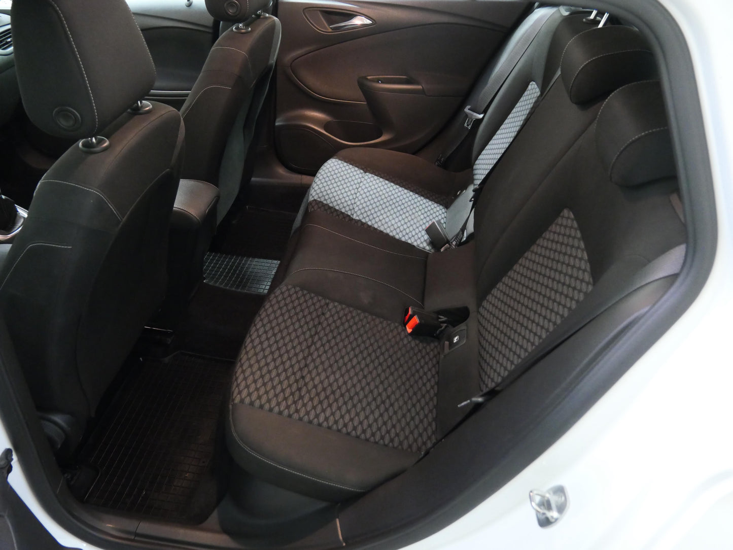 Opel Astra 1.6 CDTI 81 kW