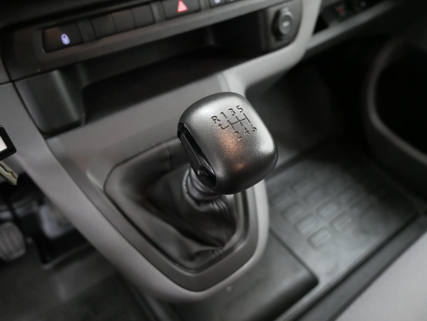 Citroën Jumpy L1H1 2.0 HDI 110 kW 6 Míst