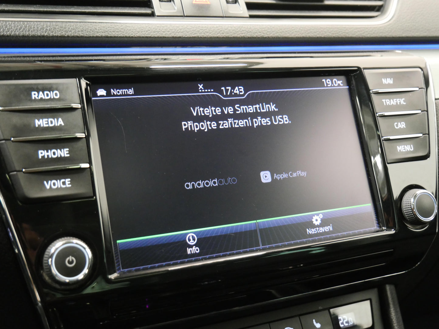 Škoda Superb 2.0 TDI 110 kW Style