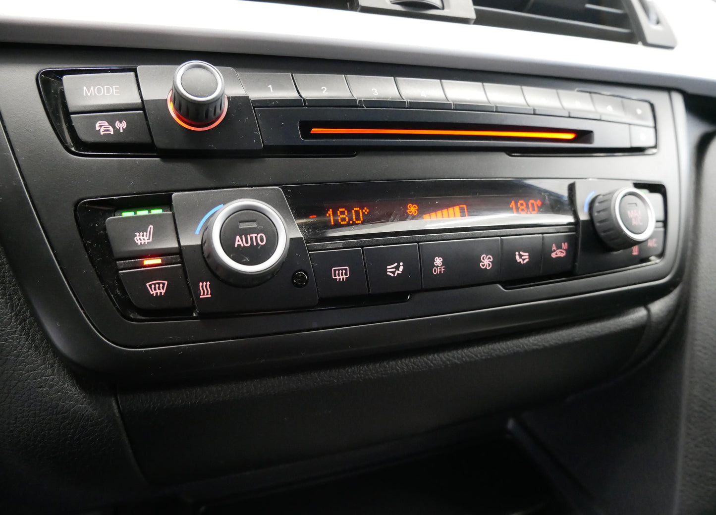BMW Řada 3 318d 105 kW xDrive Touring