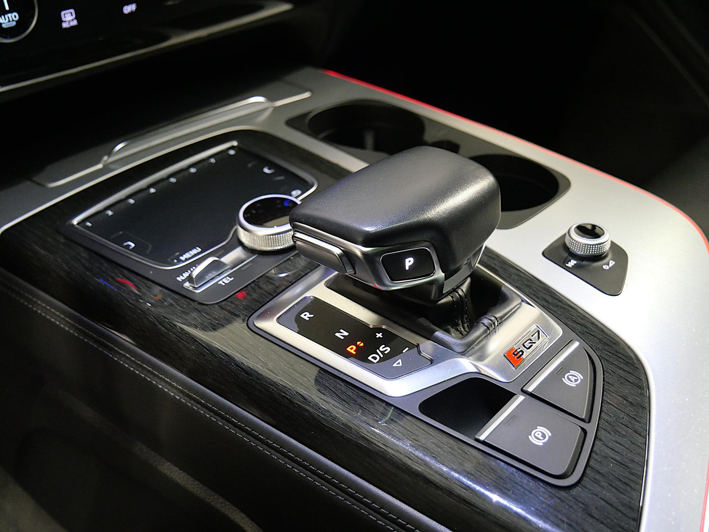 Audi SQ7 4.0 TDI V8 320 kW S-line