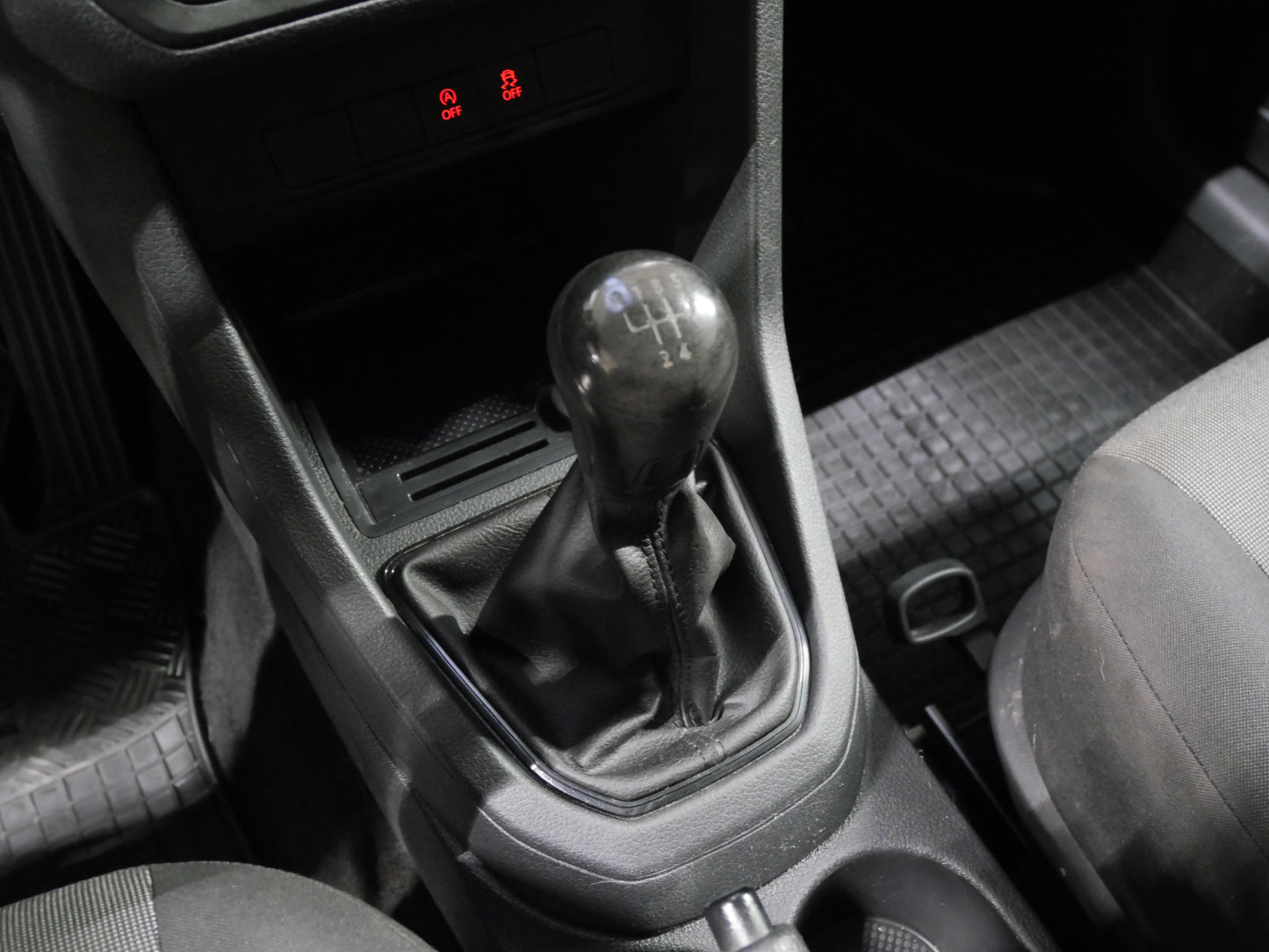 Volkswagen Caddy 2.0 TDI 75 kW KR