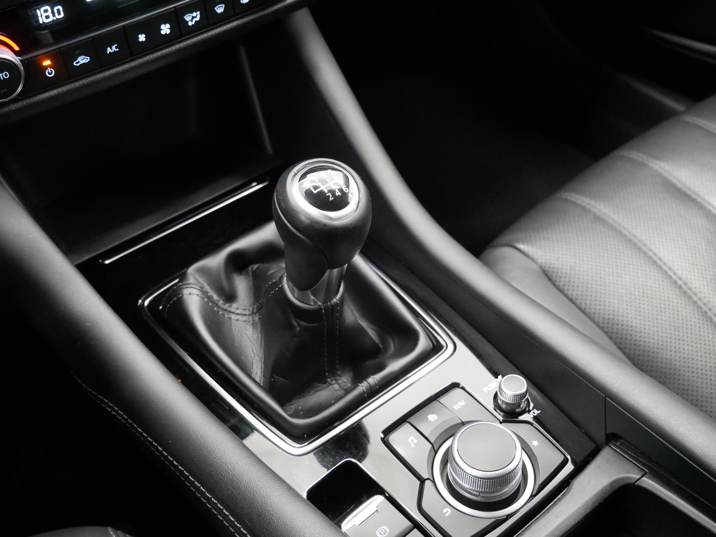 Mazda 6 2.0 Skyactiv 107 kW SportLine