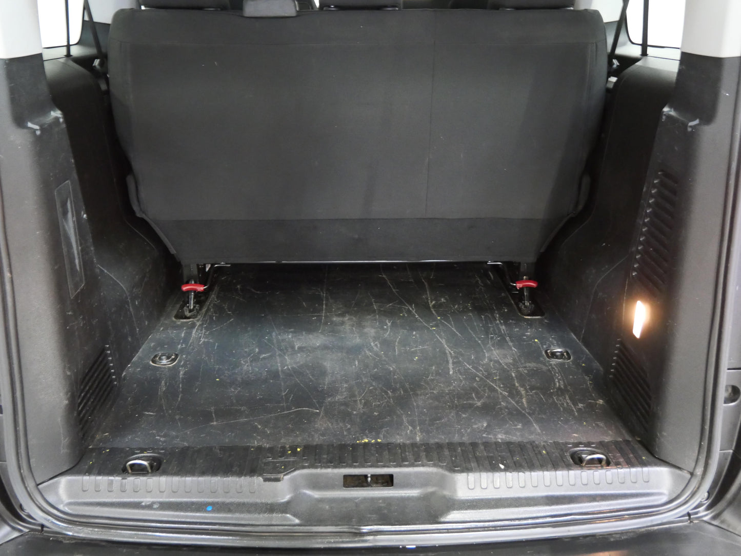 Peugeot Traveller 2.0 BlueHDI 106 kW L3 9míst