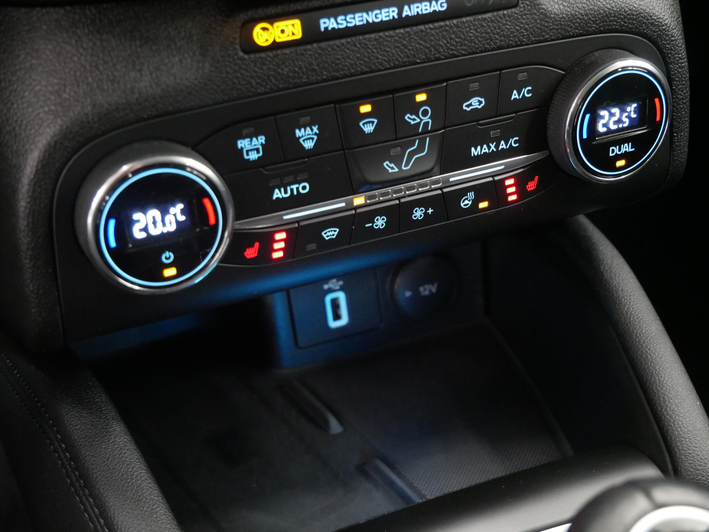 Ford Focus 1.0 EcoBoost 92 kW Titanium