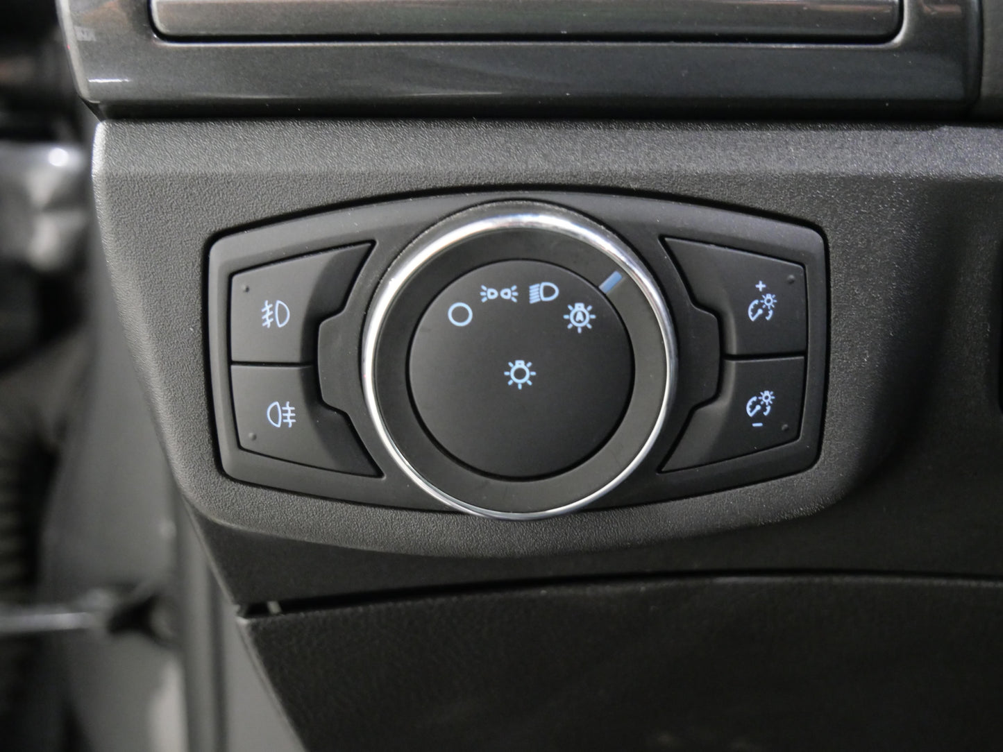 Ford Mondeo 2.0 EcoBlue 140 kW Titanium