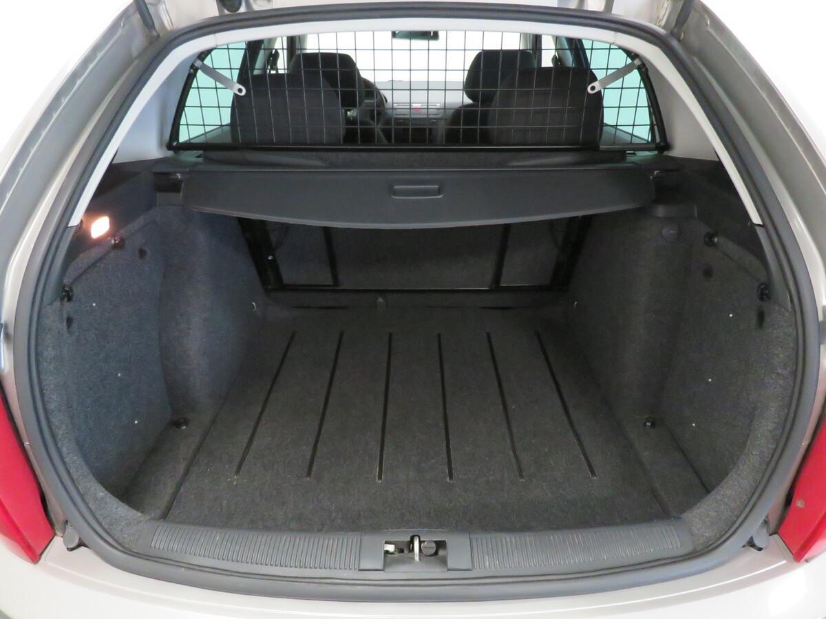 Škoda Fabia 1.2 HTP 47 kW Ambiente