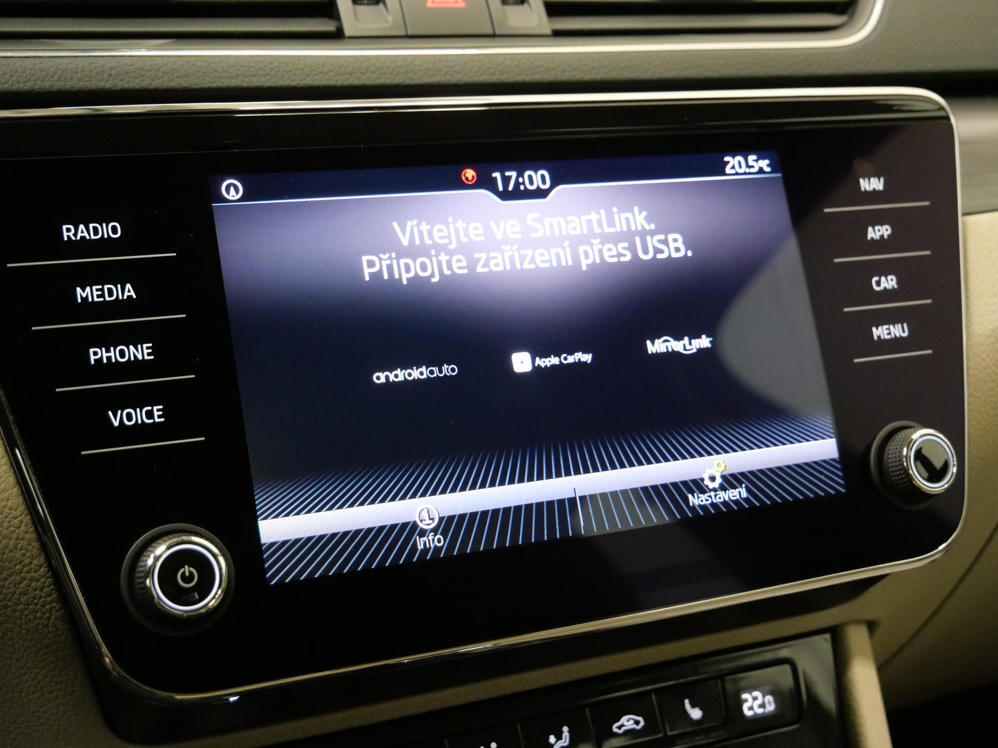 Škoda Superb 2.0 TDI 110 kW DSG Style