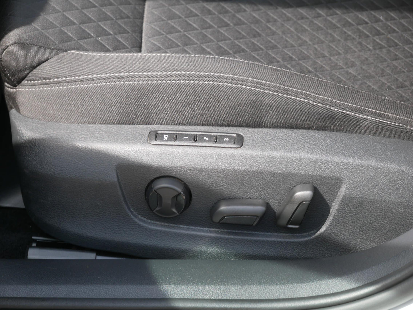 Škoda Superb 2.0 TDI 110 kW STYLE