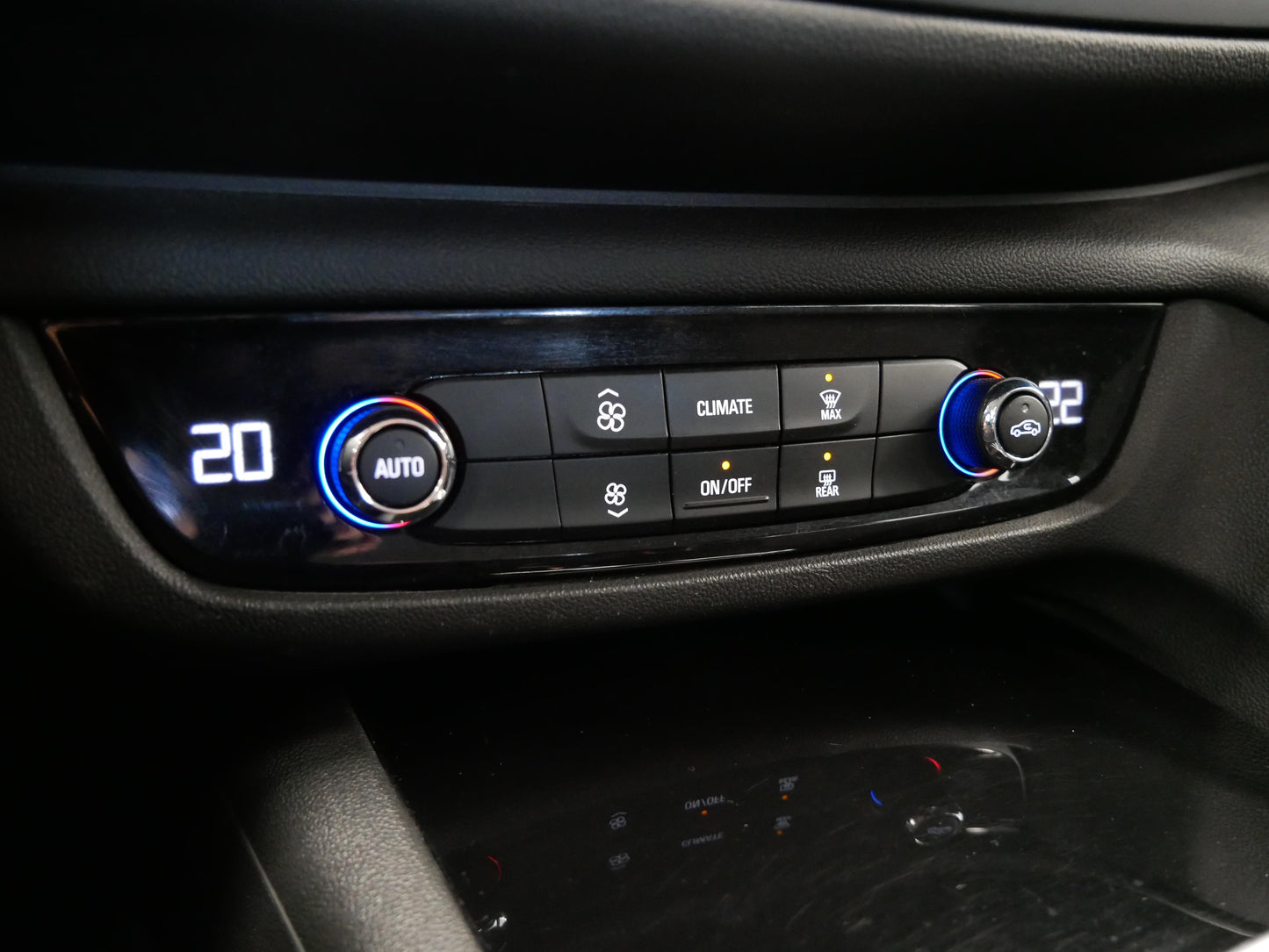 Opel Insignia 1.6 CDTi 100 kW AT