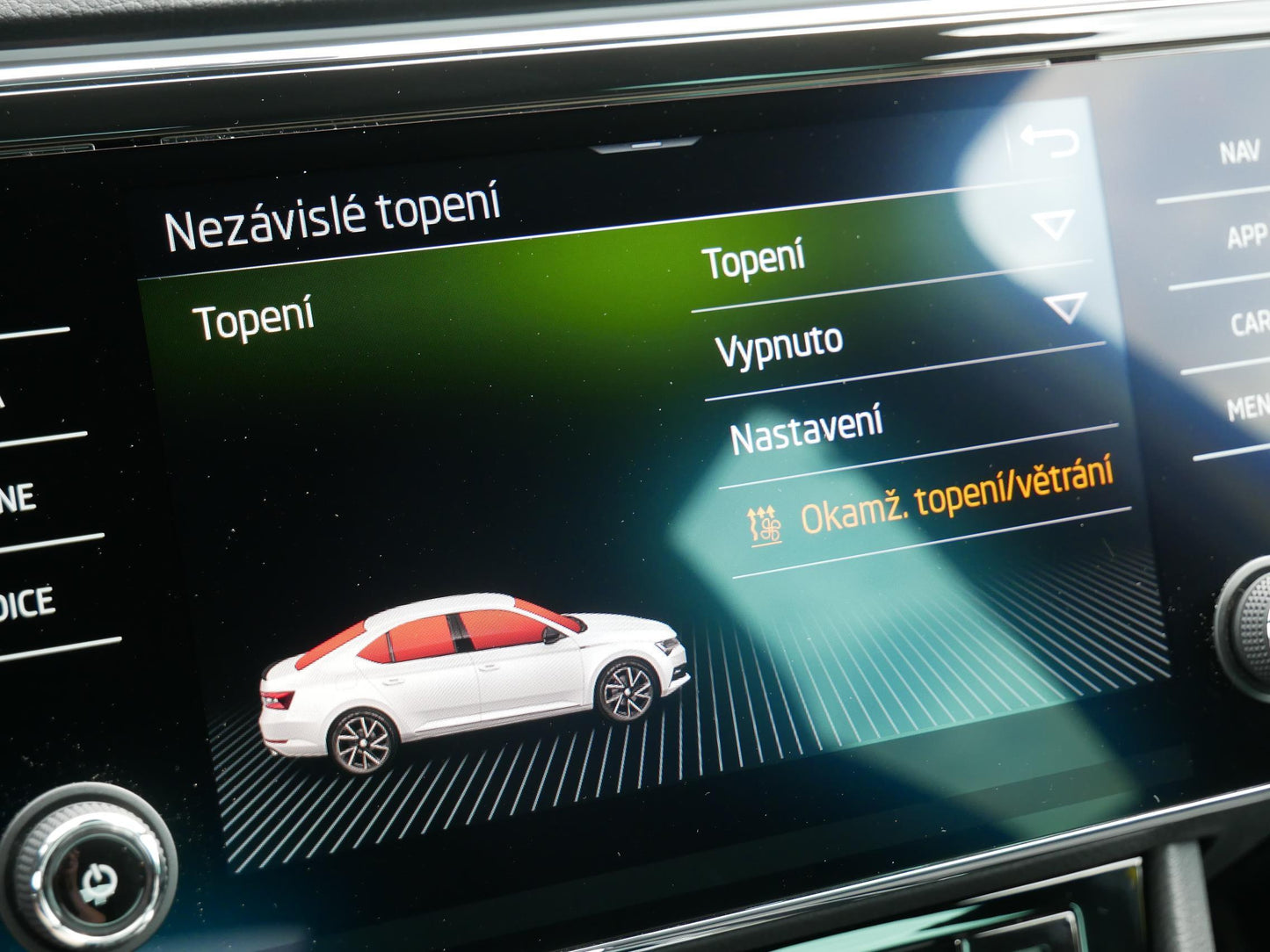 Škoda Superb 2.0 TDI 110 kW Sportline