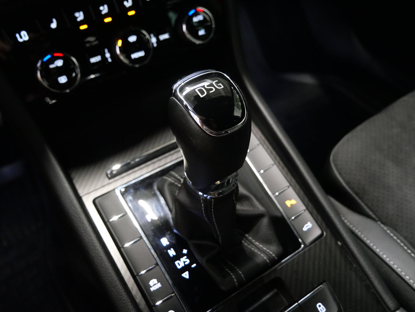 Škoda Superb 2.0 TDI 110 kW SportLine