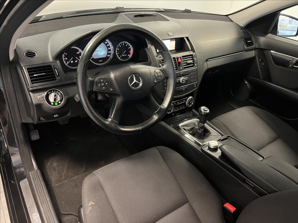 Mercedes-Benz Třídy C 200 Kompressor
