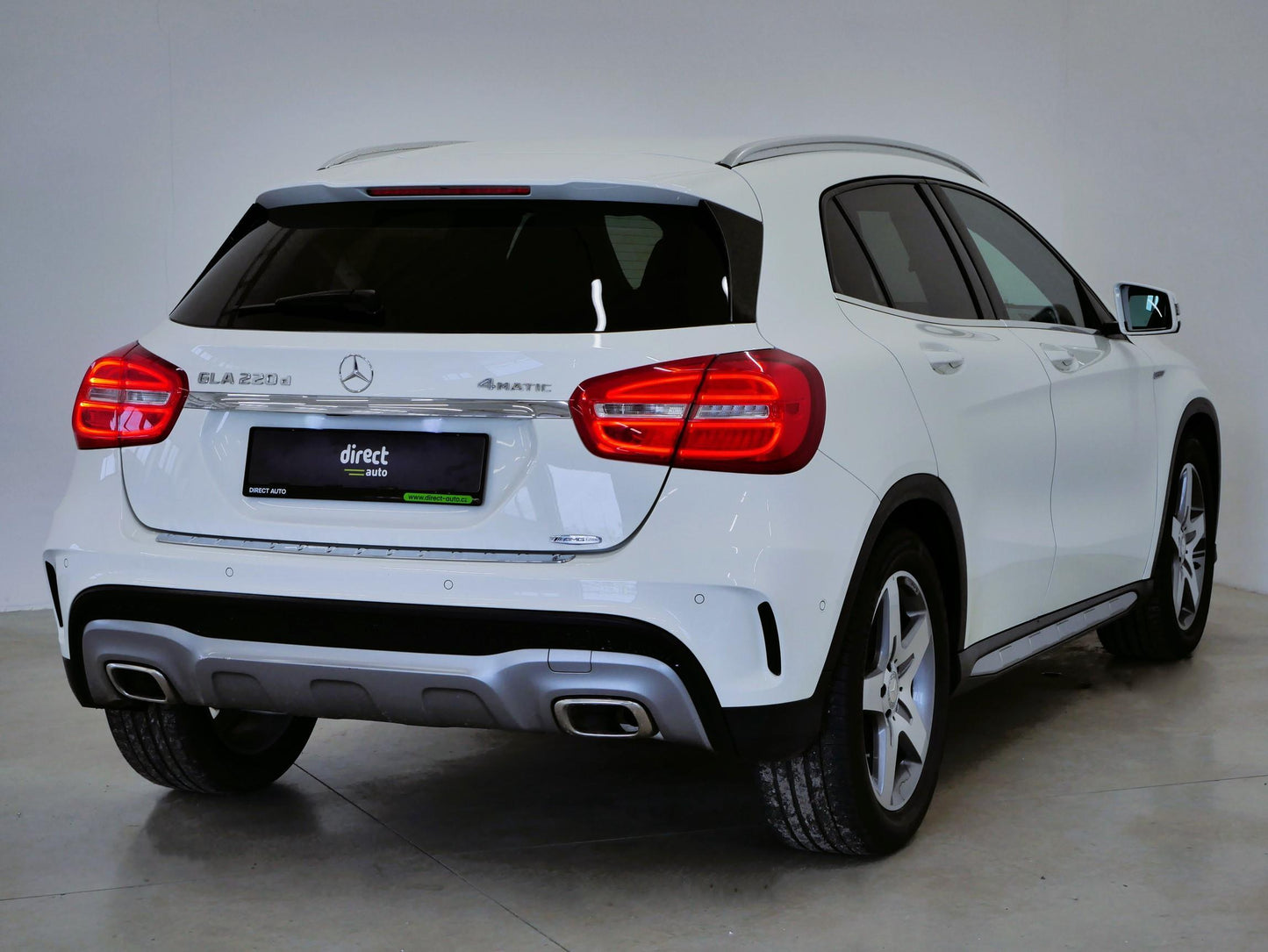 Mercedes-Benz GLA 220 D 4MATIC AMG paket