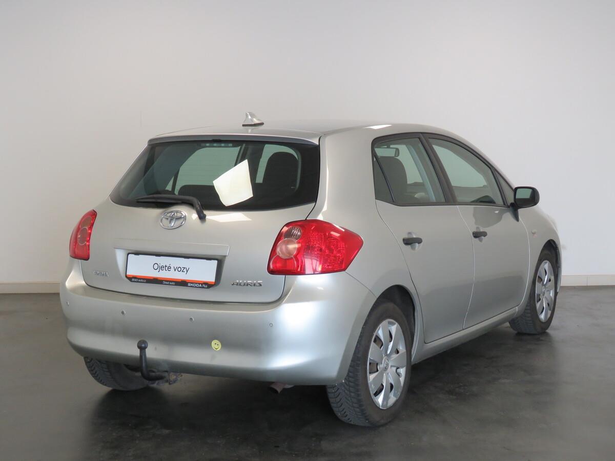 Toyota Auris 1.6 VVT-i 91 kW