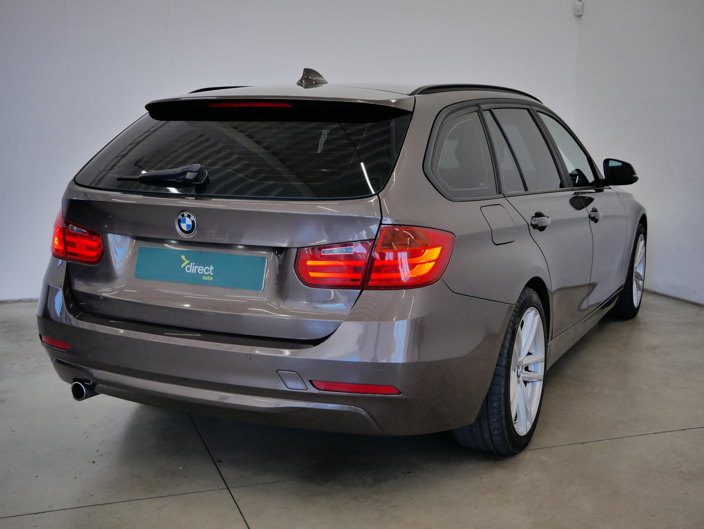 BMW Řada 3 318d 105 kW xDrive Touring