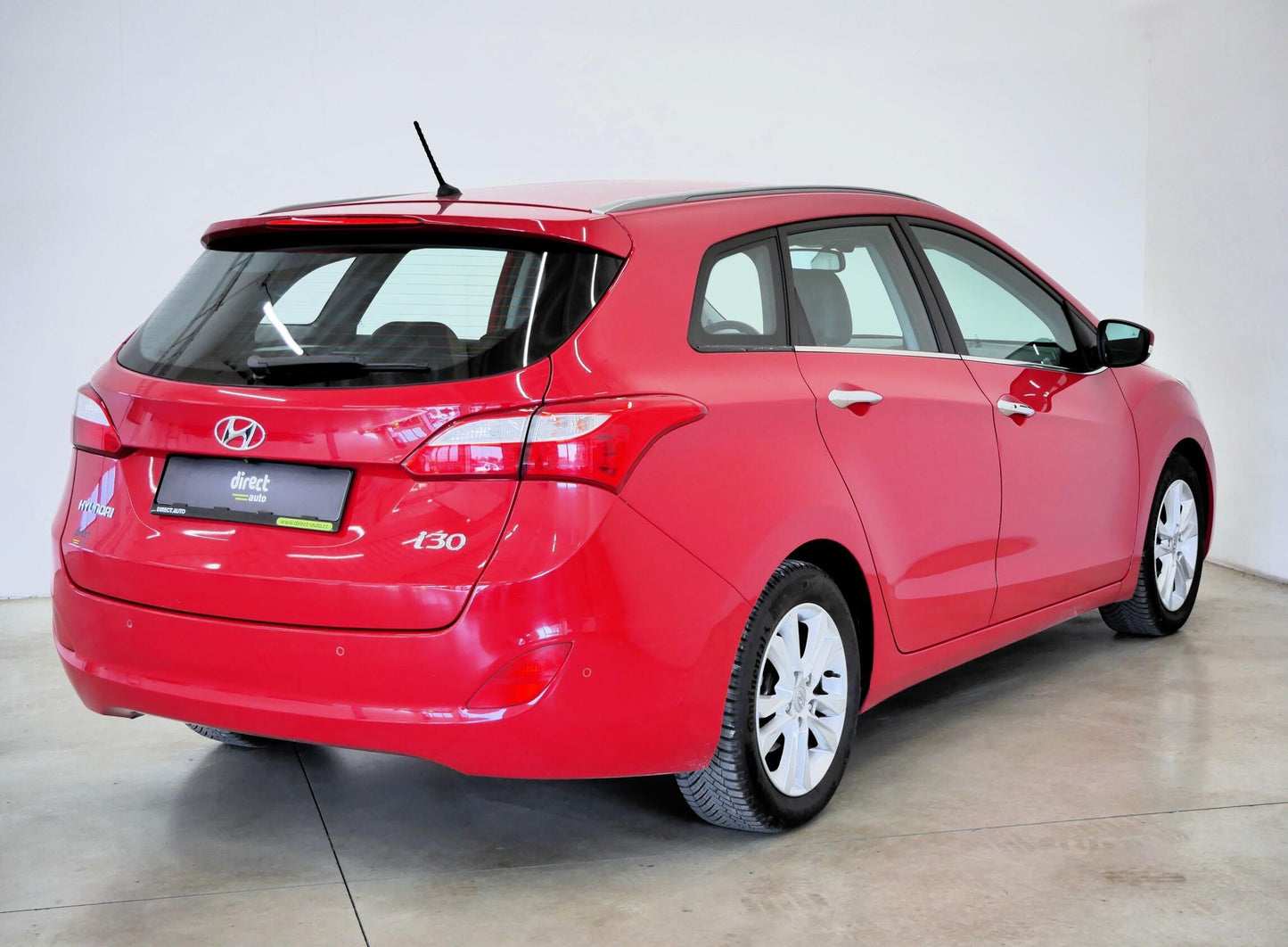 Hyundai i30 1.6 GDi 99kW Trikolor
