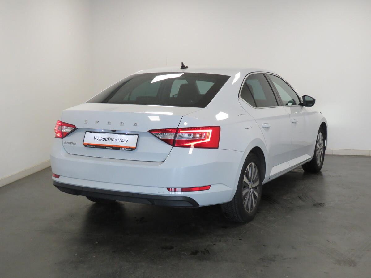 Škoda Superb 2.0 TDI 110 kW DSG Style Plus