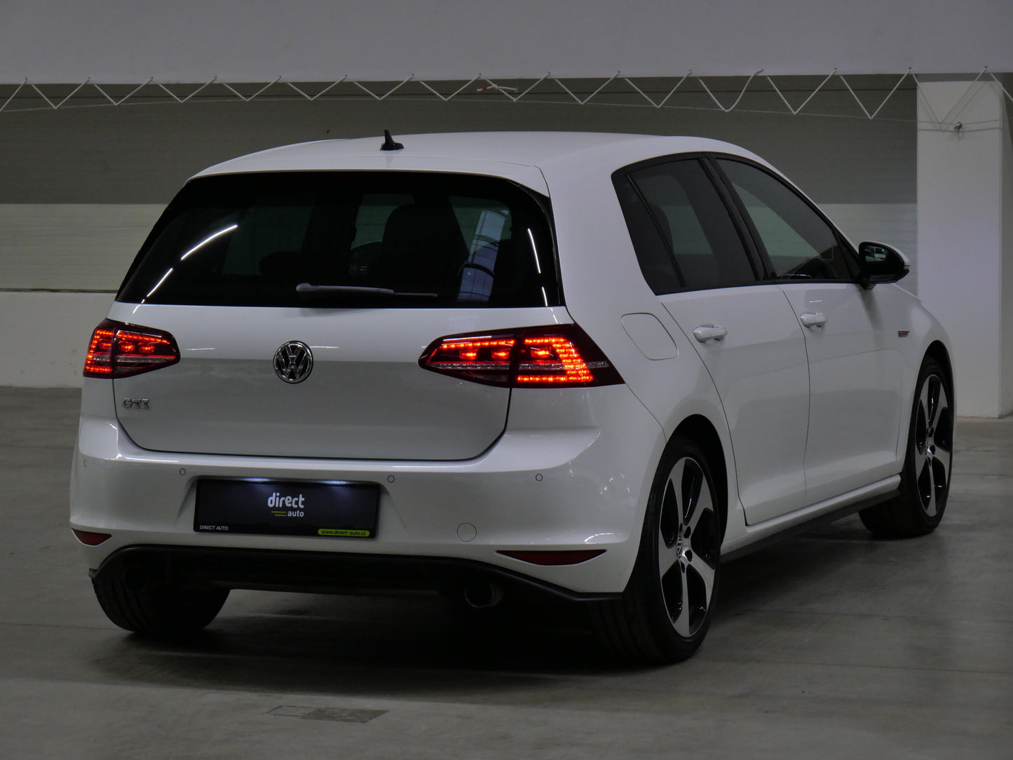 Volkswagen Golf 2.0 TSI 162 kW GTI