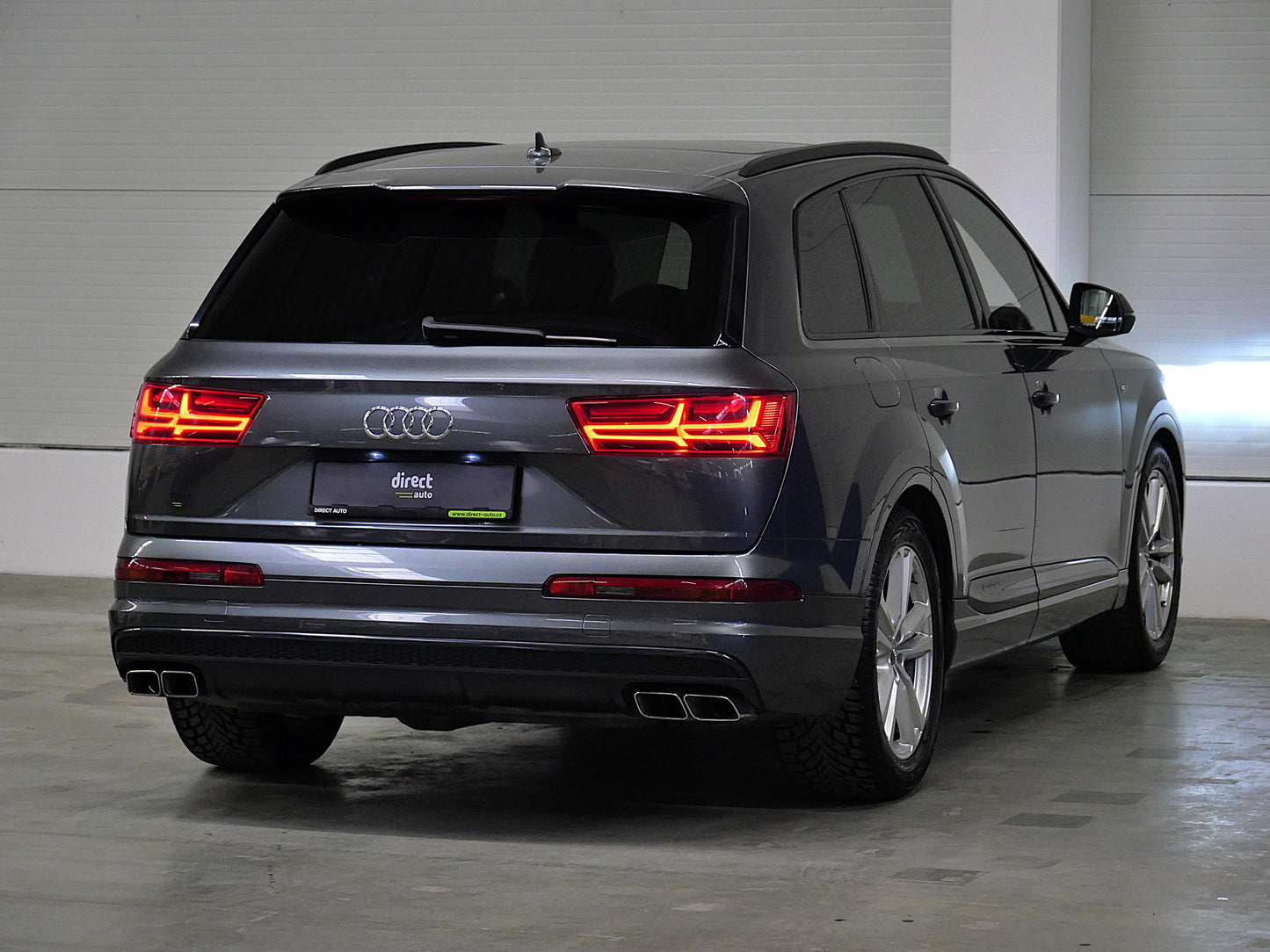 Audi SQ7 4.0 TDI V8 320 kW S-line