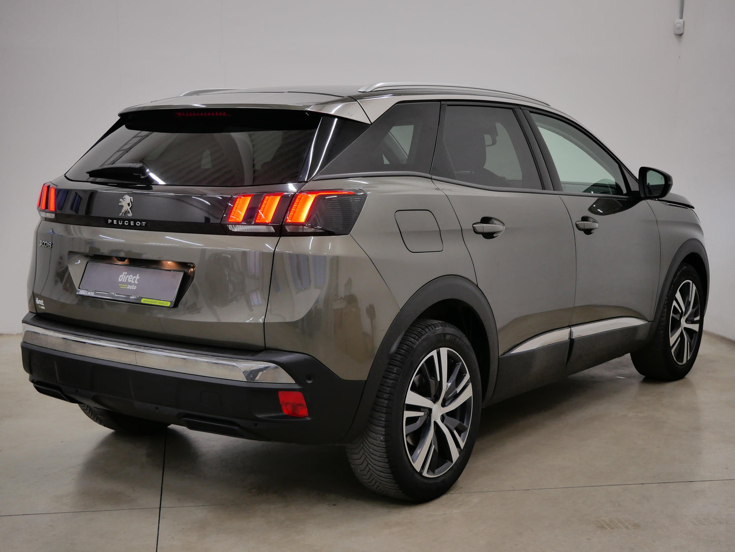 Peugeot 3008 1.2 PureTech 96 kW Allure