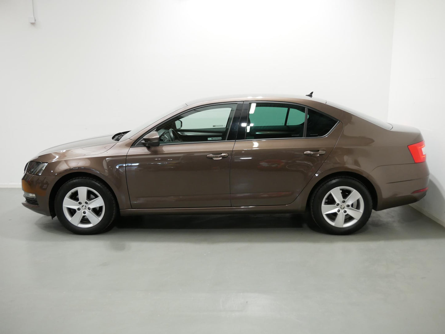 Škoda Octavia 1.6 TDI 85 kW Ambition