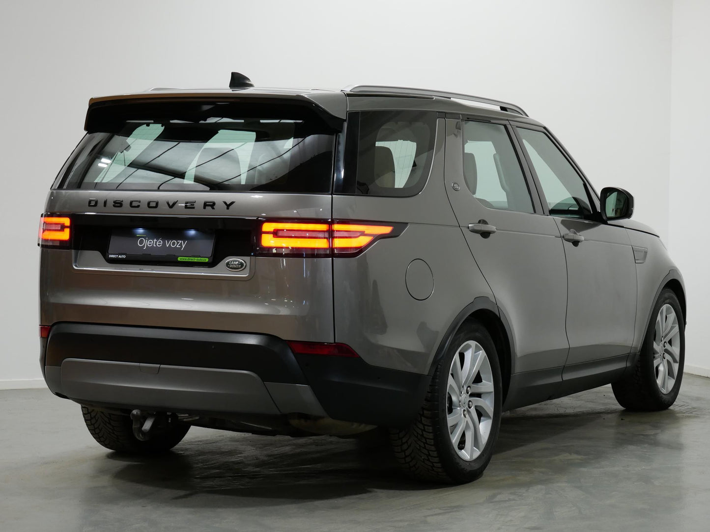 Land Rover Discovery 3.0 TDV6 AWD First Edition