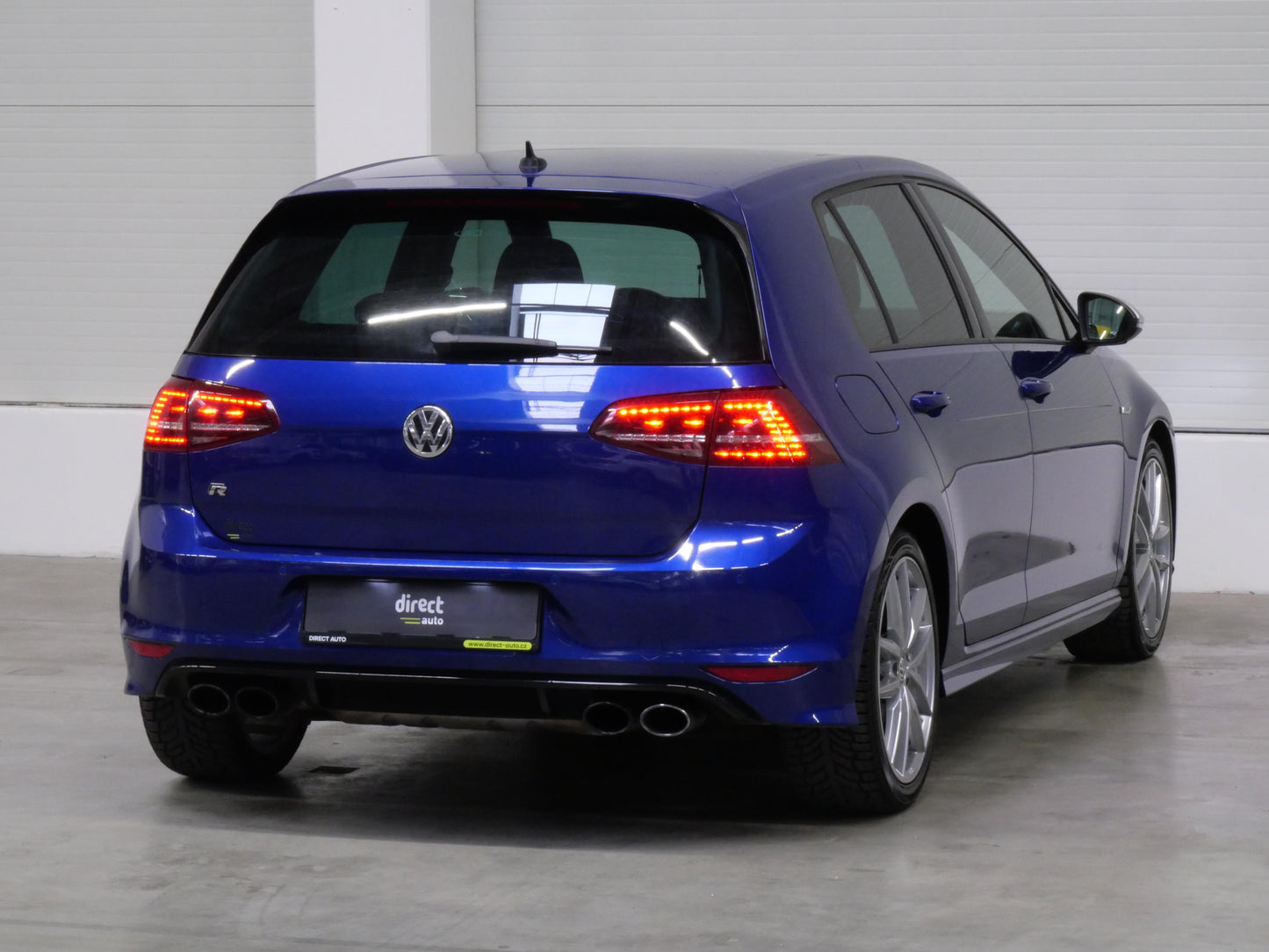 Volkswagen Golf 2.0 TSI R 221 kW 4Motion