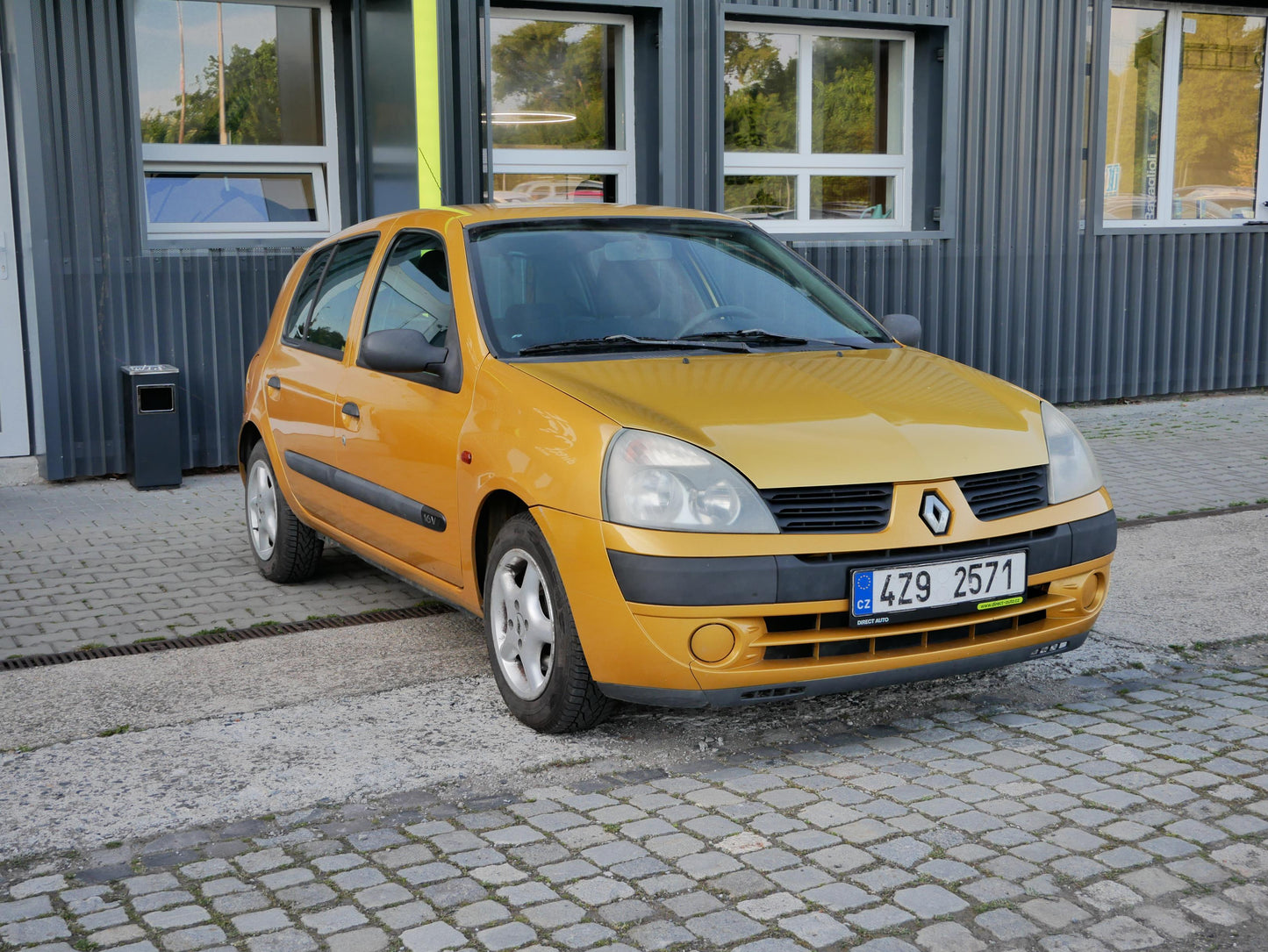 Renault Clio 1.2i 16V 55 kW