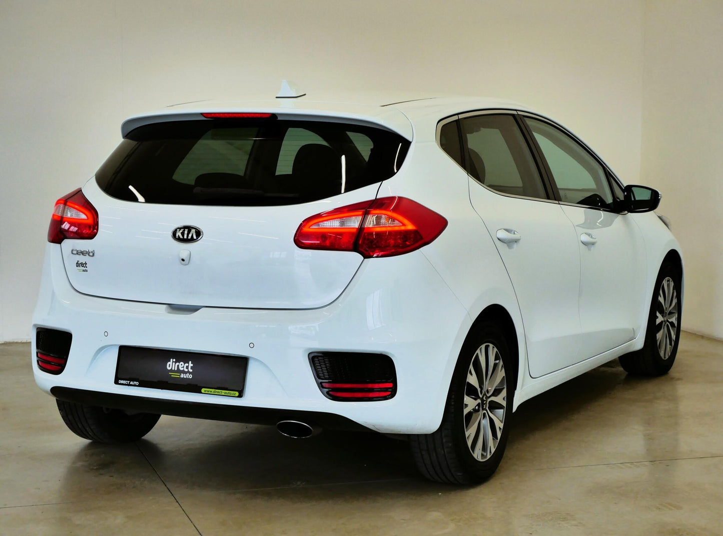 Kia Ceed 1.6 GDi Top