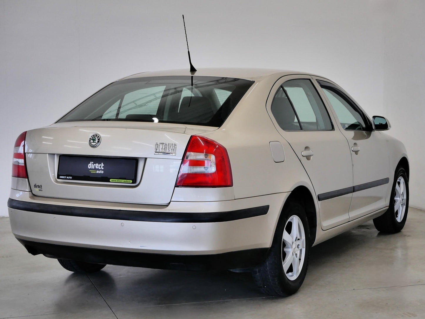 Škoda Octavia 1.6 MPI 75kW Ambiente