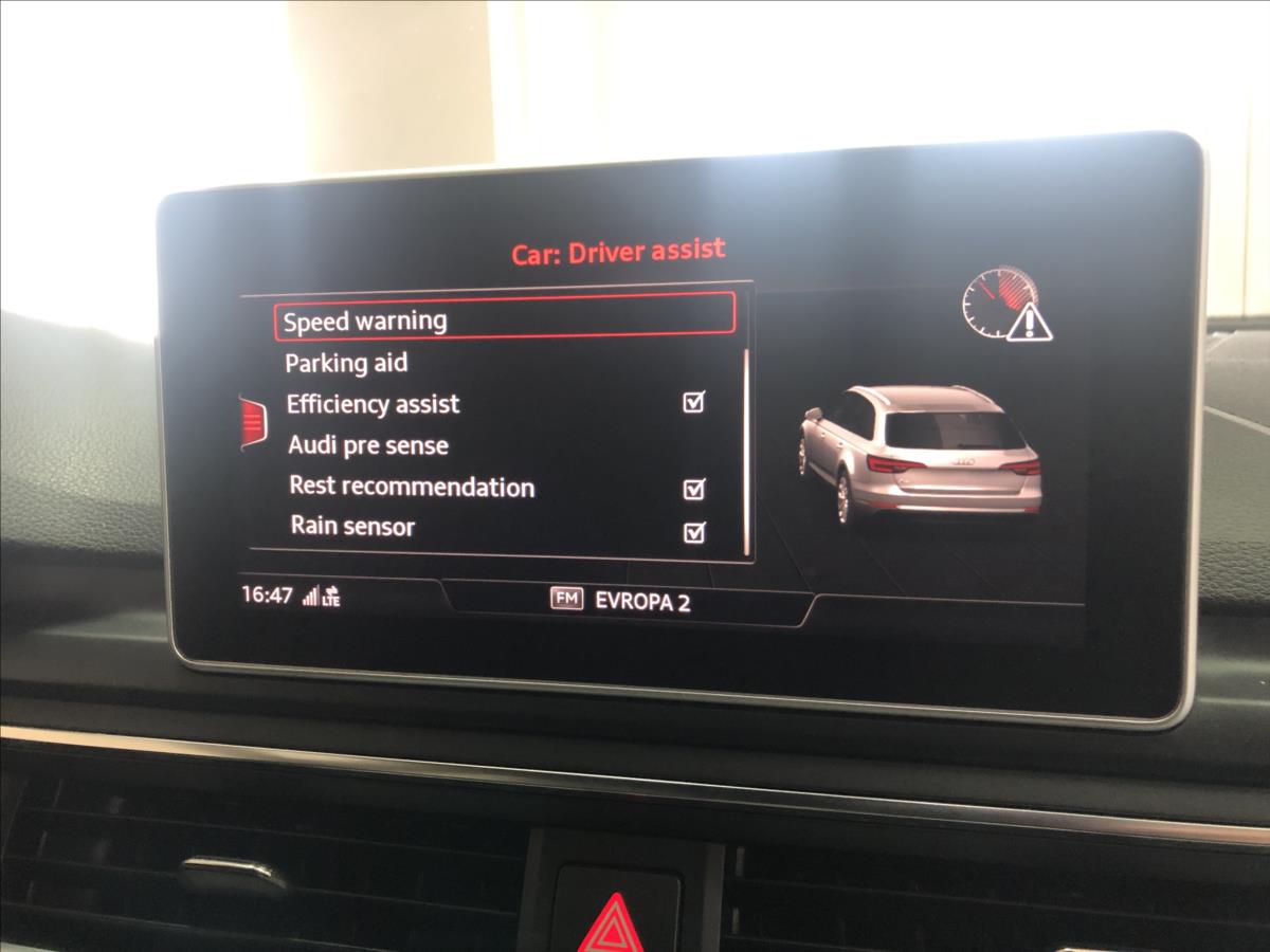 Audi A4 Avant 2,0 TDI AVANT S-LINE VIRTUAL COCPIT