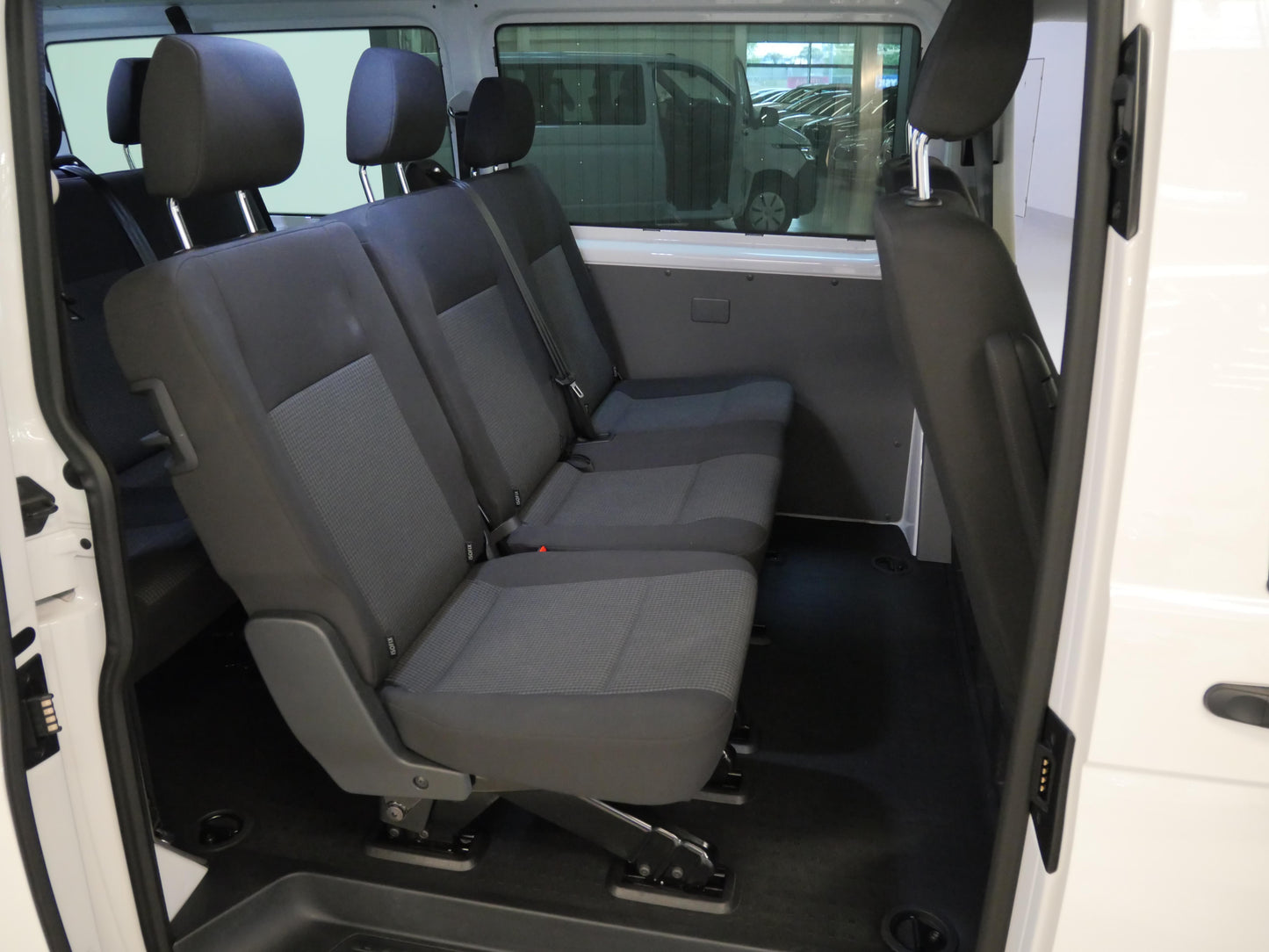 Volkswagen Transporter 2.0 TDI 110 kW Long