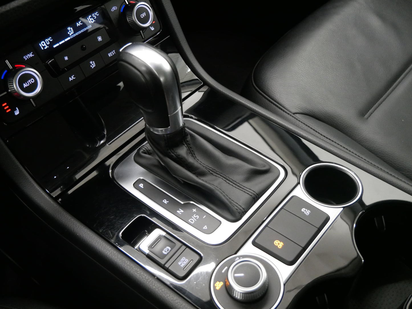 Volkswagen Touareg 3.0 TDI 193 kW 8AT 4x4