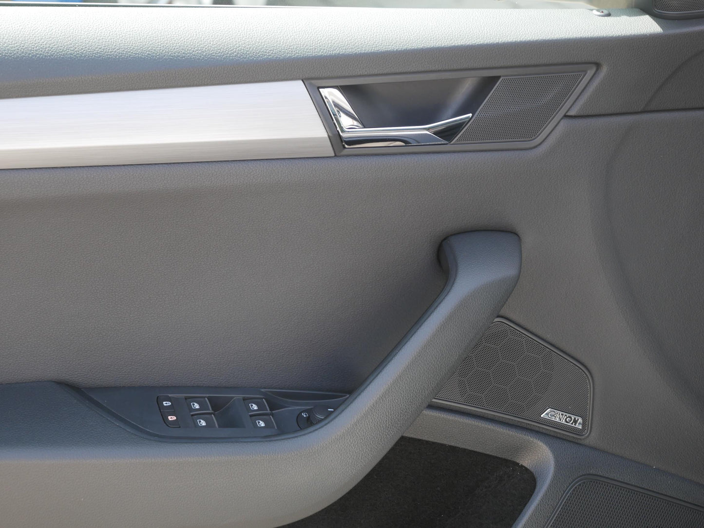 Škoda Superb 2.0 TDI 110 kW STYLE