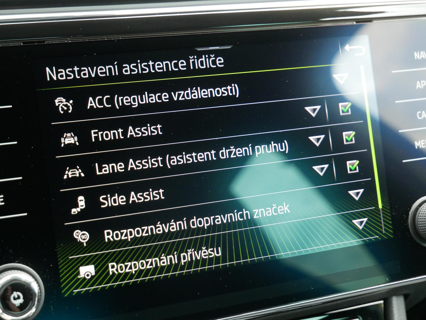 Škoda Superb 2.0 TDI 110 kW Sportline