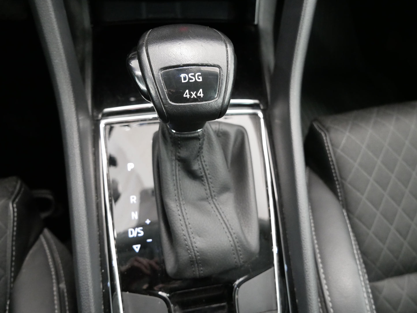 Škoda Karoq 2.0 TDI 140 kW Style Plus