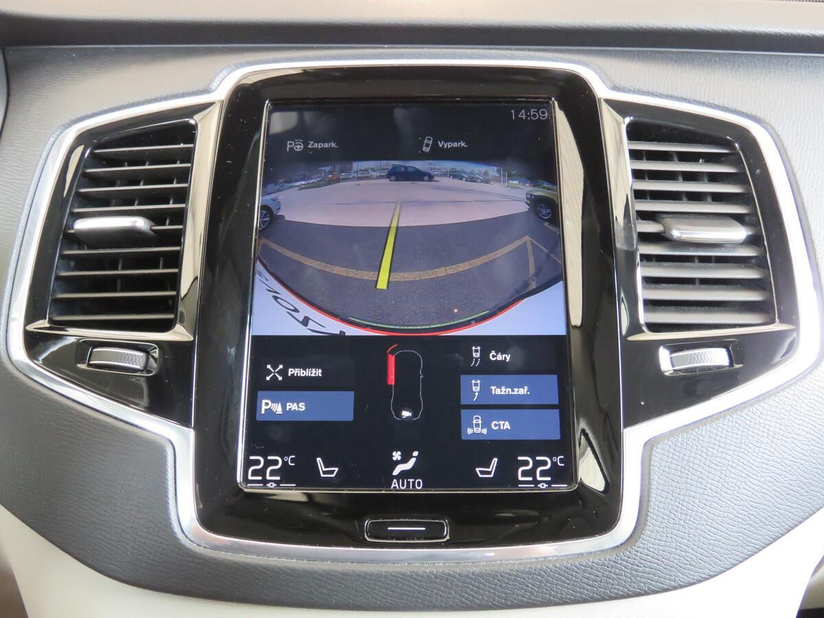 Volvo XC90 D5 AWD MOMENTUM
