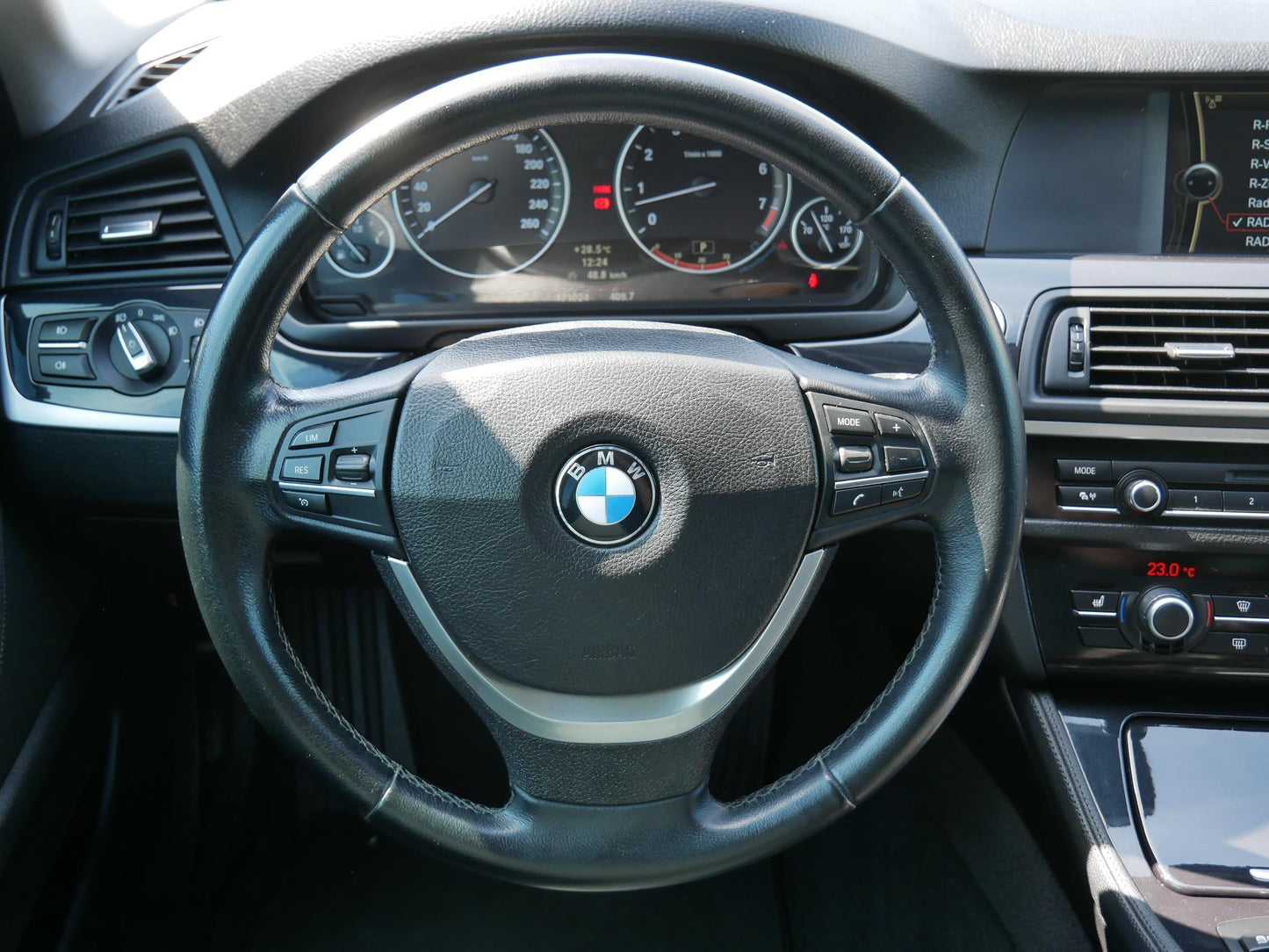 BMW Řada 5 523 i 150 kW