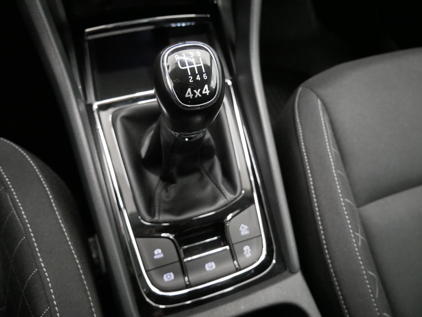 Škoda Karoq 2.0TDI Ambition plus 4x4