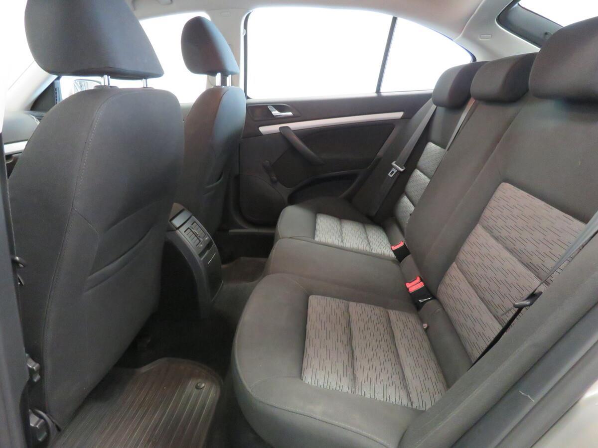 Škoda Octavia 1.6 MPI 75 kW Ambiente Plus