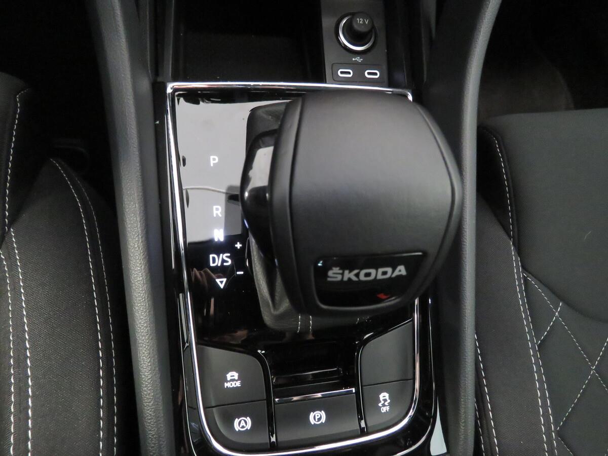 Škoda Karoq 1.5 TSI 110 kW Sportline Top