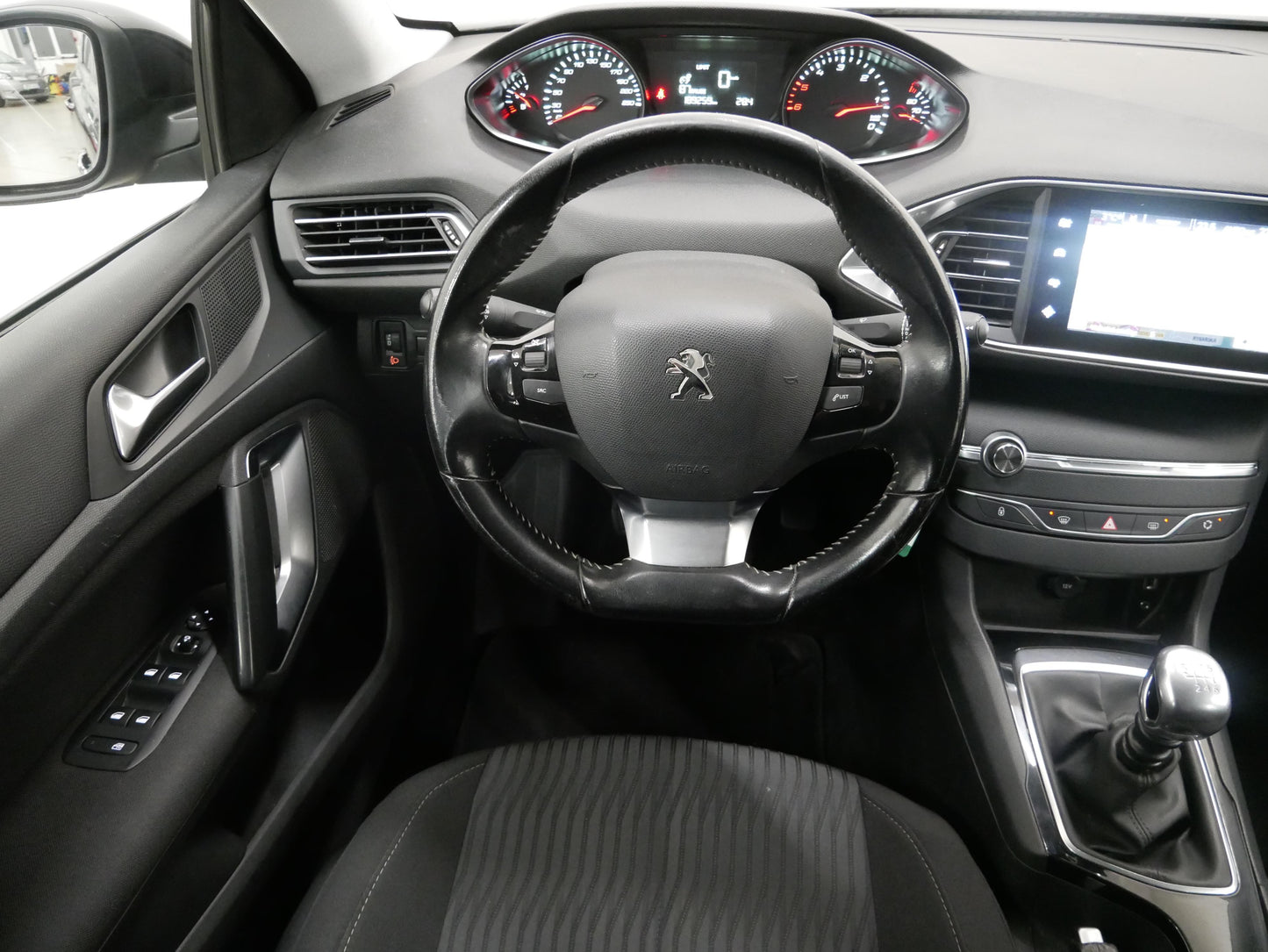 Peugeot 308 1.6 Blue-HDi 88 kW Business