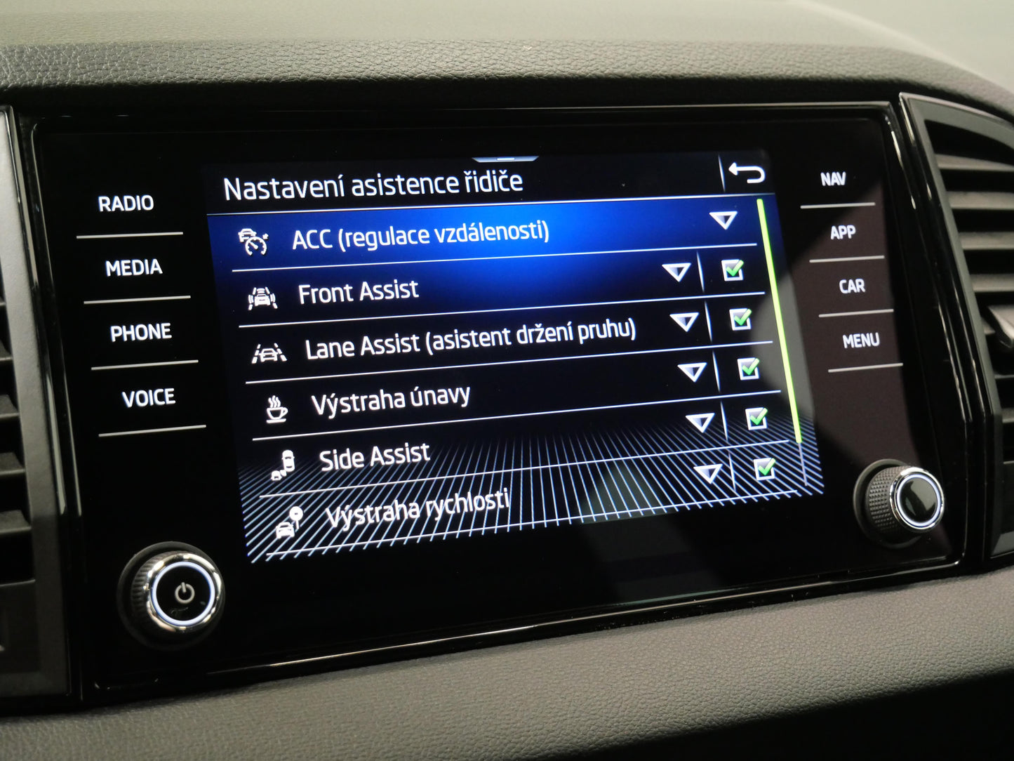 Škoda Karoq 1.5 TSI 110 kW Sportline