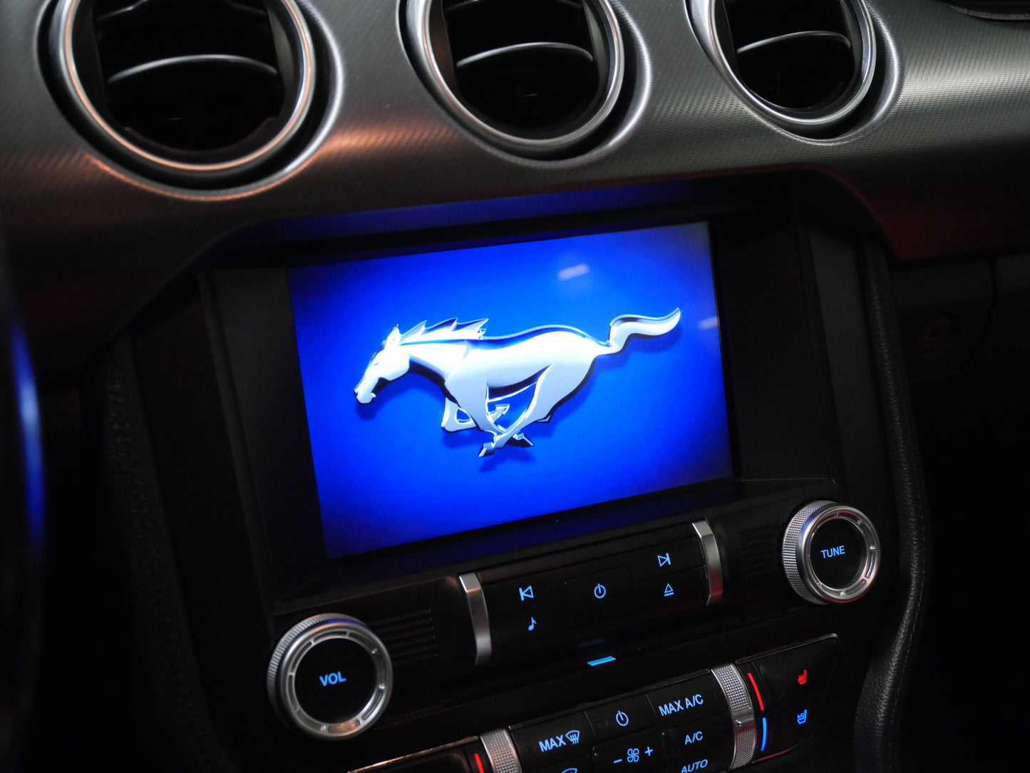 Ford Mustang 5.0 V8 GT 331 kW
