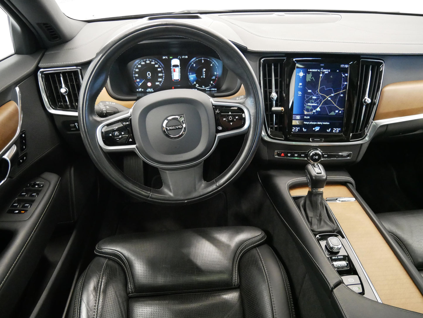 Volvo V90 D4 140 kW AWD Inscription